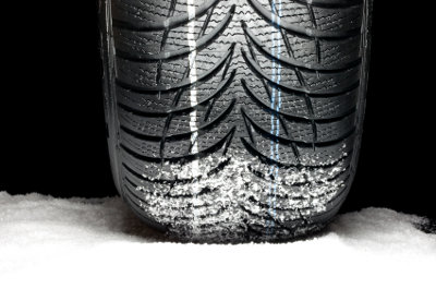 Winter tyre on snow