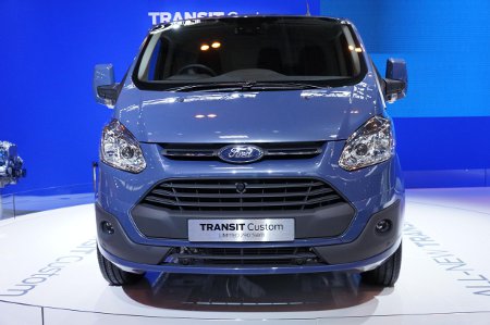 Ford Transit Custom front shot