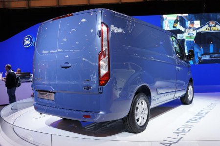 Ford Transit Custom rear view