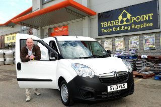 Vauxhall Combo winner Stuart Weir at B&Q Tradepoint Aberdeen