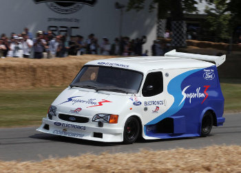 Ford Transit Supervan 3
