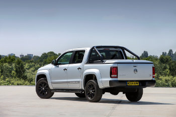 Volkswagen Amarok Dark Label