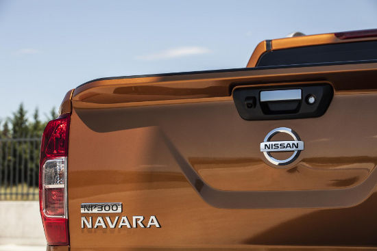 Nissan NP300 Navara tailgate