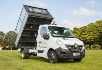 ISS Renault Master Tipper