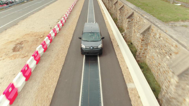 Renault Kangoo Z.E. wireless charging