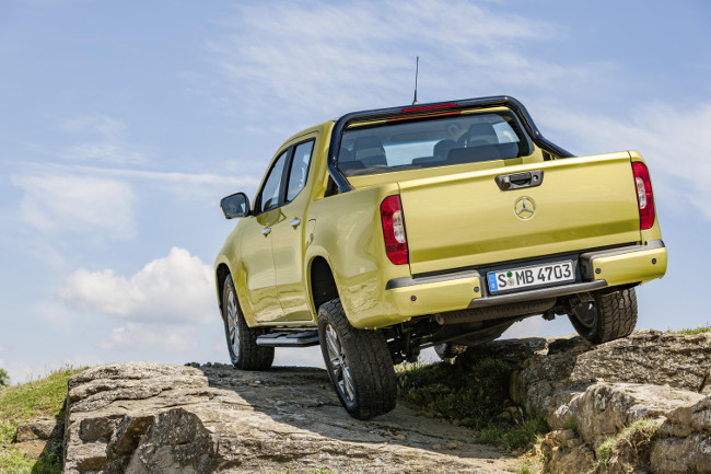 Mercedes-Benz X-Class rear view